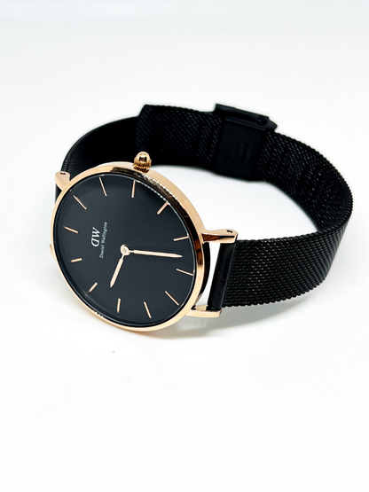 DW PETITE MELROSE BLACK ROSE-GOLD FOR HER